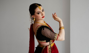 WHITE MOON STUDIO, Mysore